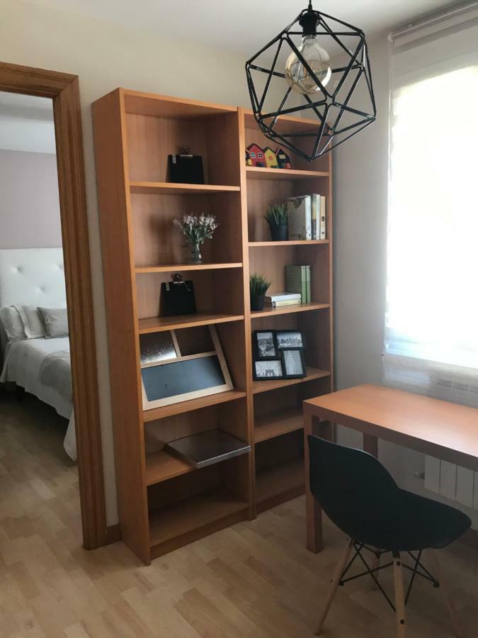 Apartamentos Logrono Centro, Tic Tac, Wifi Luaran gambar